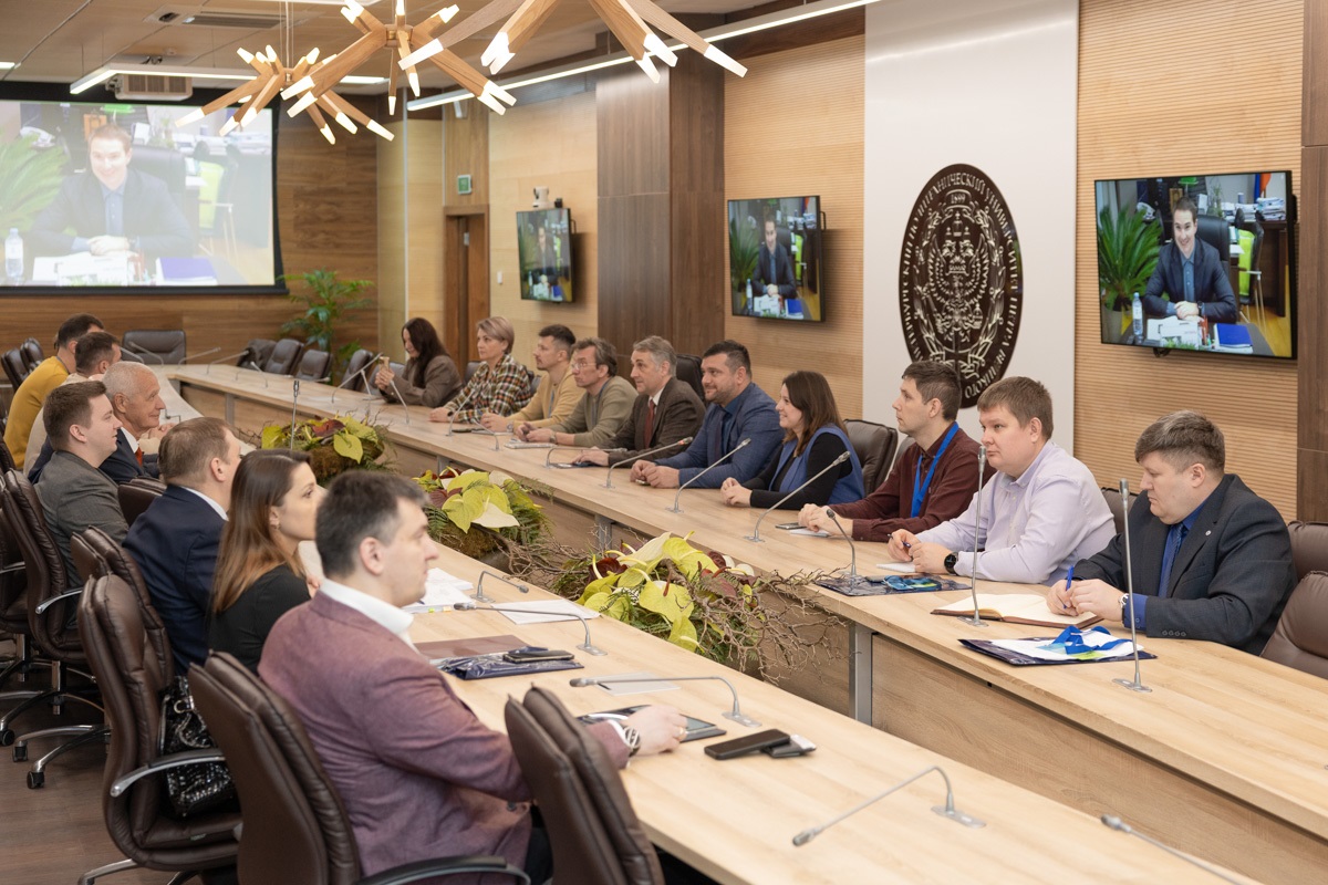 Первый в России курс подготовки «квалифицированных заказчиков и исполнителей» прошёл в Политехе