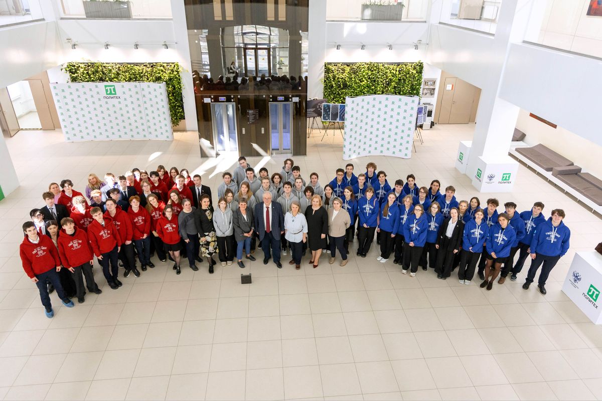 От школьной физики к профессии инженера: профориентационное мероприятие для школьников Академической гимназии №56 им. М.Б. Пильдес